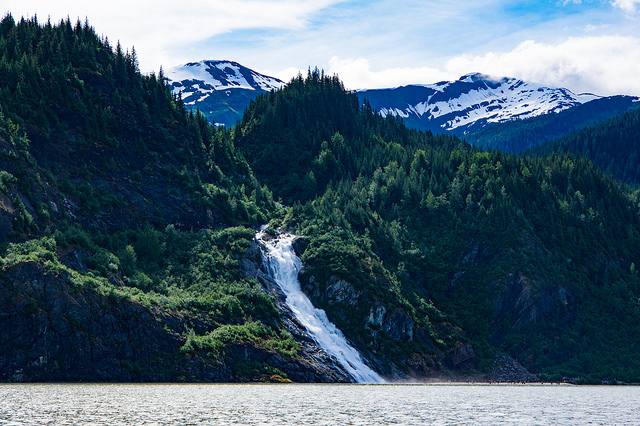 27873865075_2ba1a55479_z